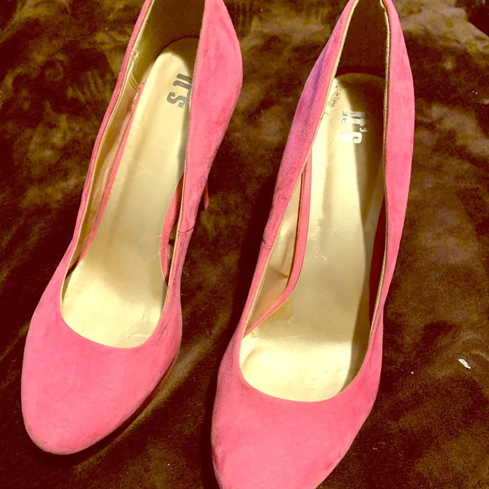 Pink heels